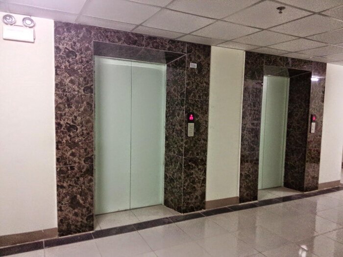 Thang máy chung cư